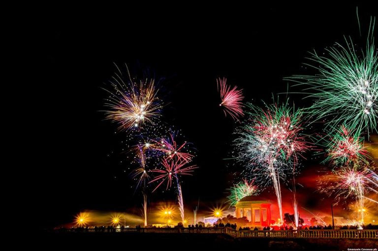 FUOCHI D'ARTIFICIO ALLA TERRAZZA MASCAGNI (FOTO EMANUELE CAVANNA)
