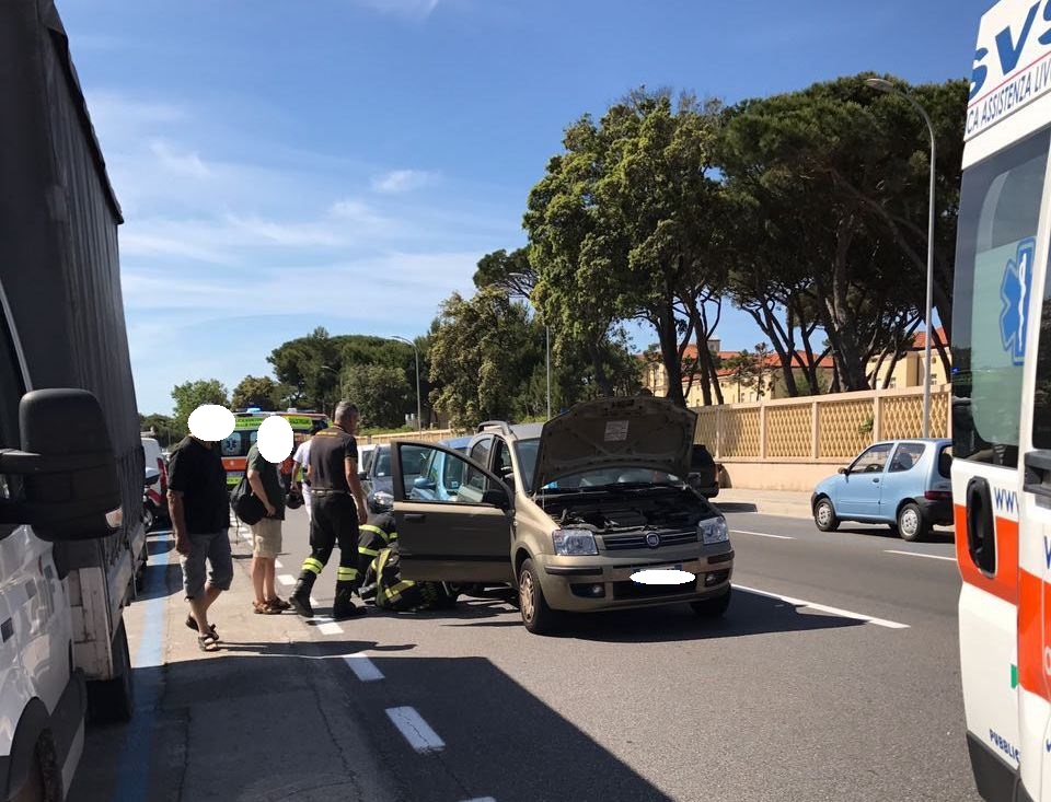 Tamponamento a catena tre feriti QuiLivorno.it