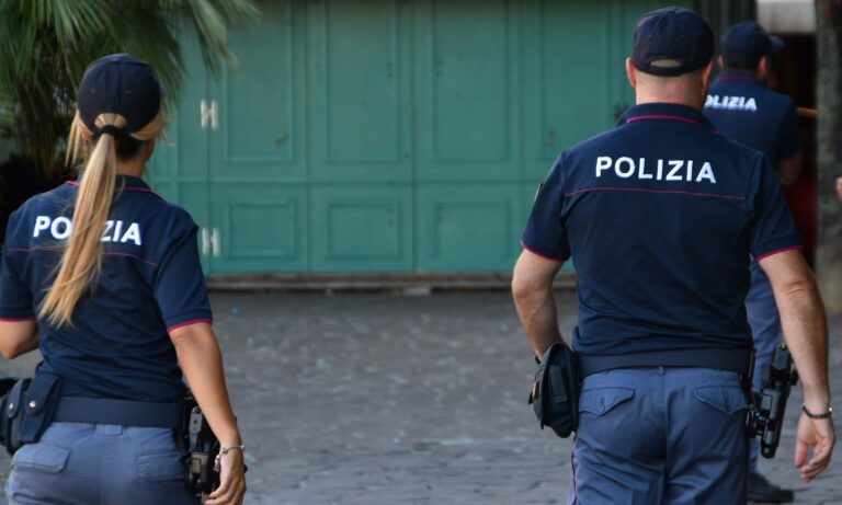 Polizia 113 controlli piazza Garibaldi Foto Simone Lanari