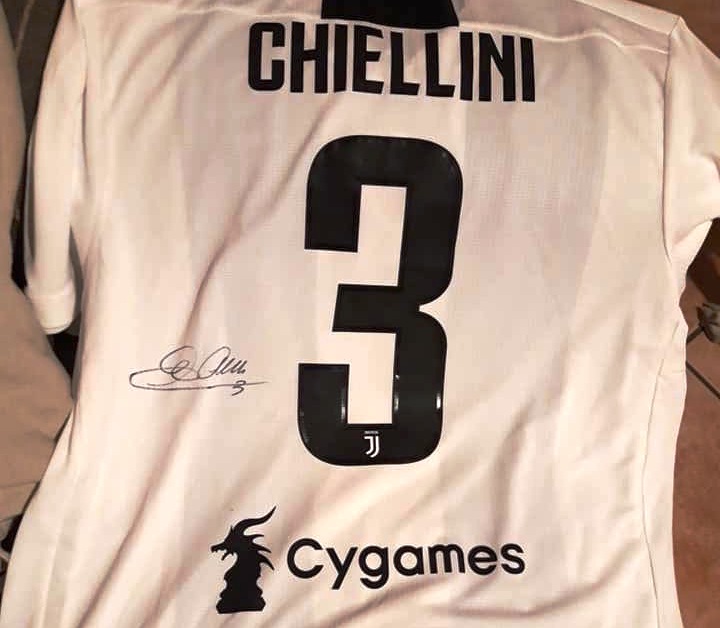 La maglia di Chiellini per \