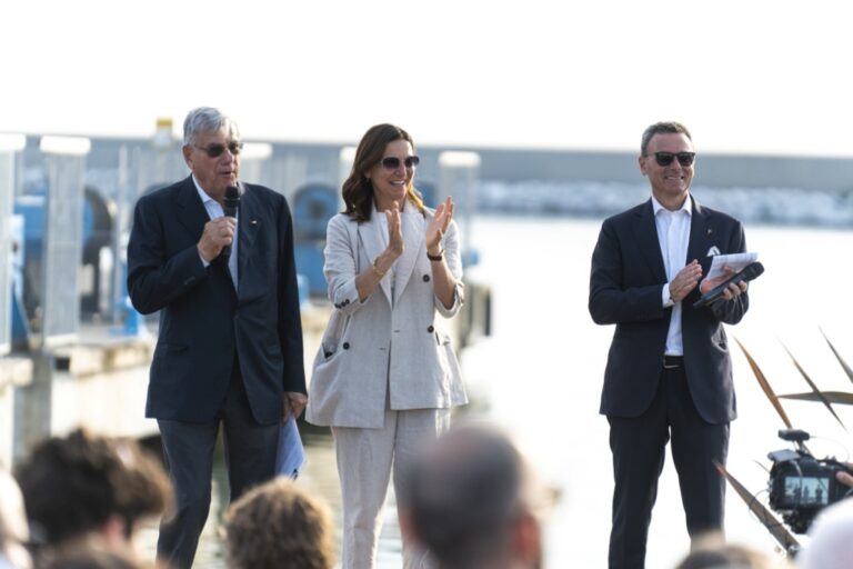 From left to right: Paolo Vitelli, founder of the Azimut|Benetti Group, Giovanna Vitelli, Chair, and CEO Marco Valle