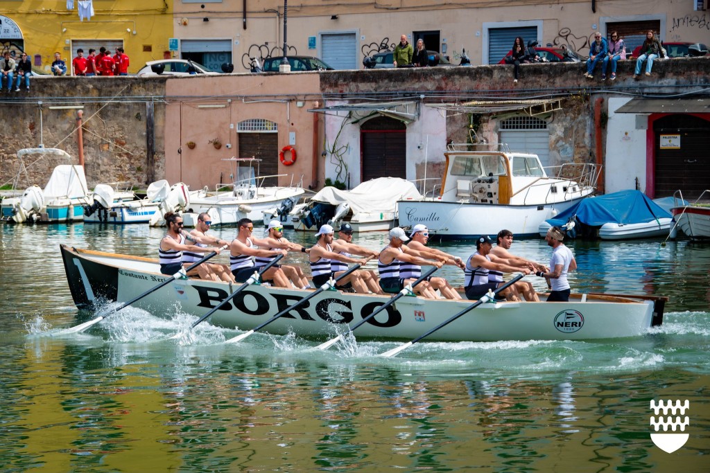 Coppa Santa Giulia, il Borgo domina tra juniores e 10 remi. Nel ...