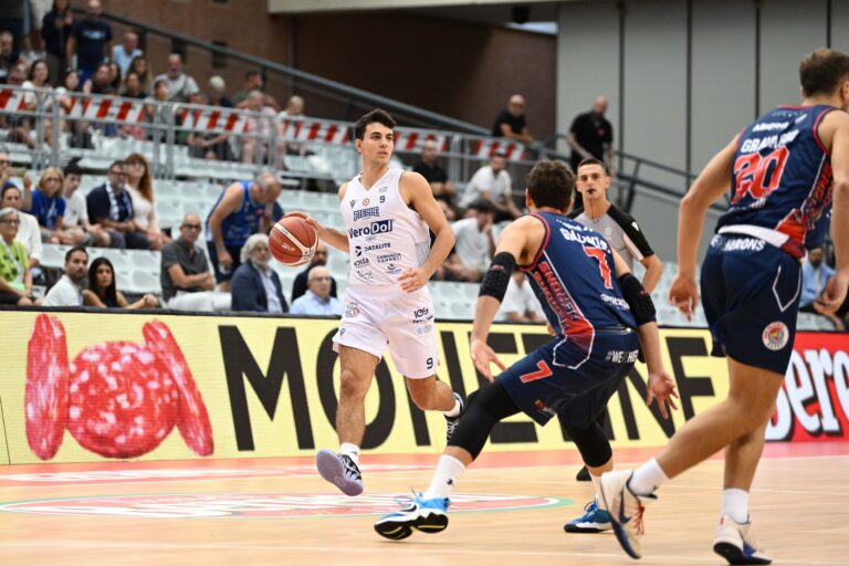 Antonio Gallo
Verodol CBD Pielle Livorno - Fabo Herons Montecatini
Supercoppa LNP 2026 Old Wild West - Final Four - Serie B - Finale
LNP 2026/2027
Ravenna, 20/09/2026
Foto M.Ceretti / Ciamillo-Castoria
