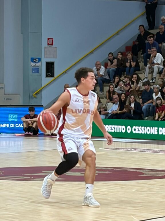 Juvi Cremona-Libertas Livorno 73-75. Gli amaranto calano il tris ...