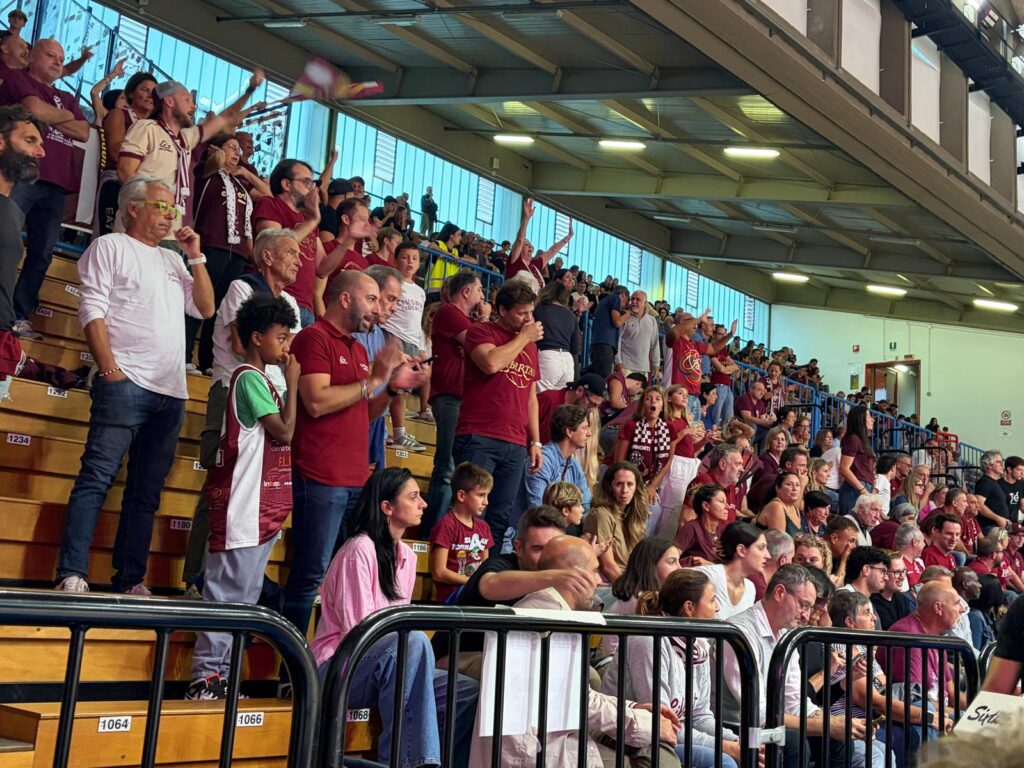 Juvi Cremona-Libertas Livorno 73-75. Gli amaranto calano il tris ...